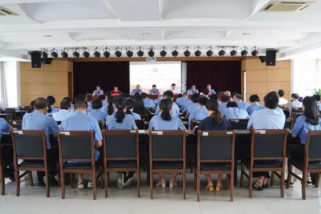 今晚，共赴女排之约——7点半直播见证中国女排的荣耀时刻
