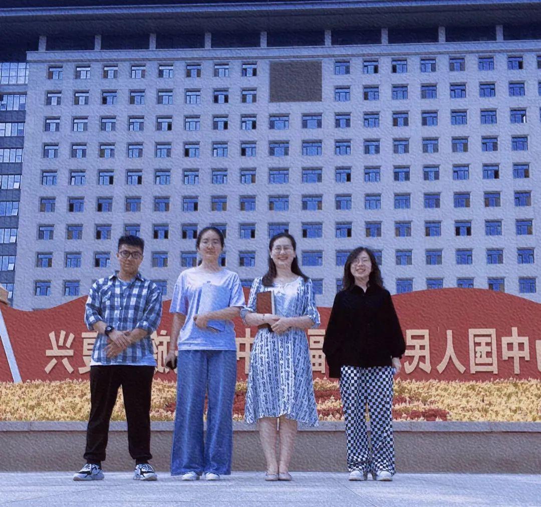 新闻10条摘抄大全，聚焦社会热点，洞察时代脉搏