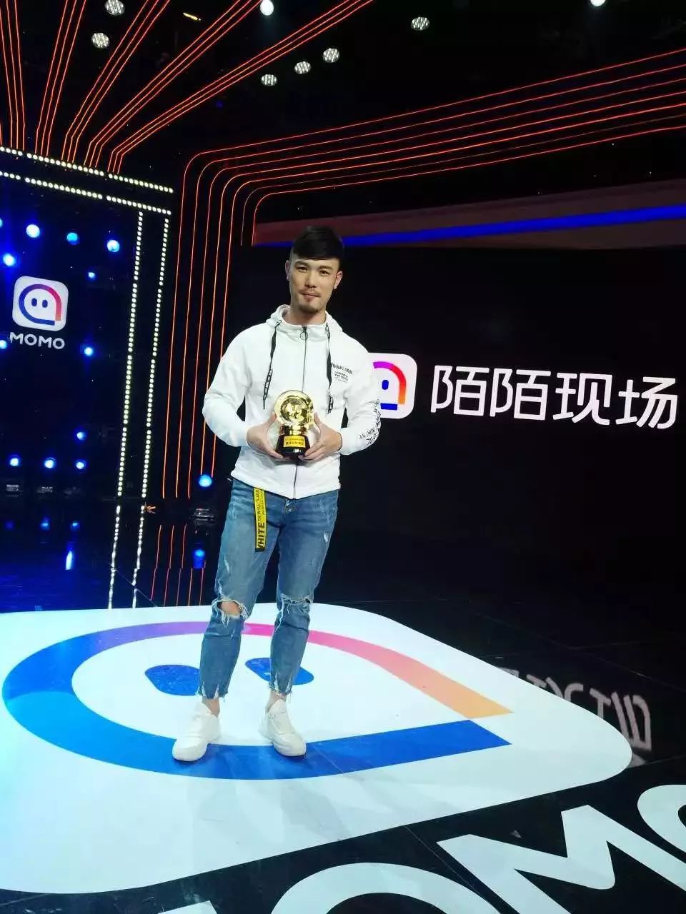 天天直播，不懈努力—记录一个普通主播的成长之路